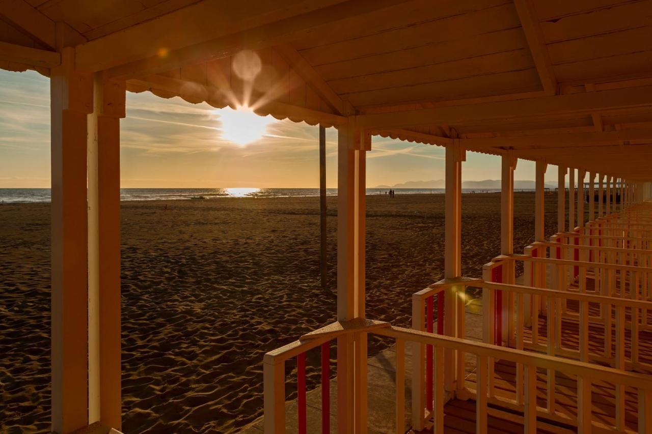 La Casina Al Mare Vista Pineta Apartman Marina di Carrara Kültér fotó